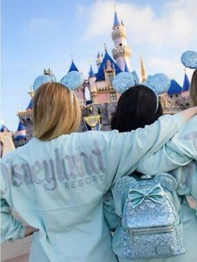 Disneyland resort frozen arendelle spirit Jersey